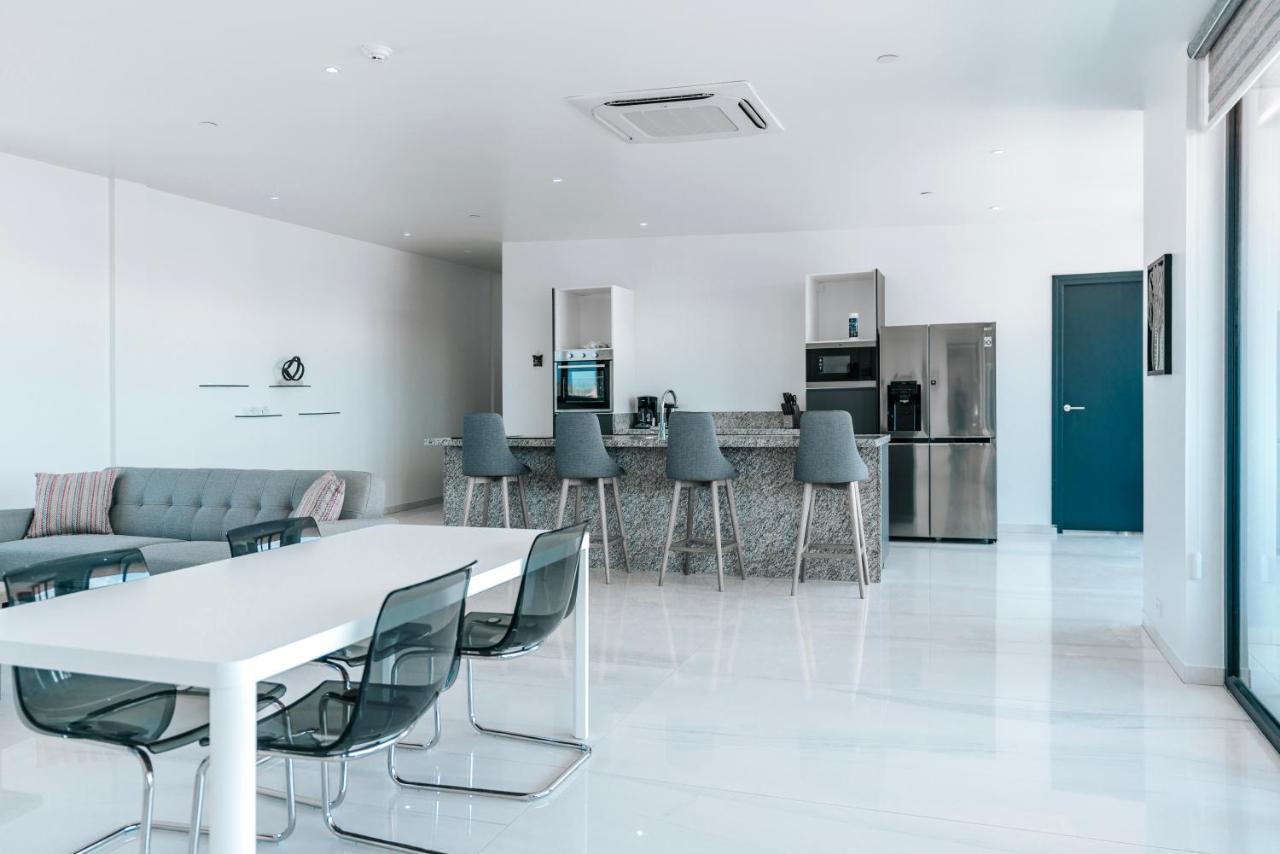 Gray Door Apartments - Adults Only Palm Beach Exteriér fotografie